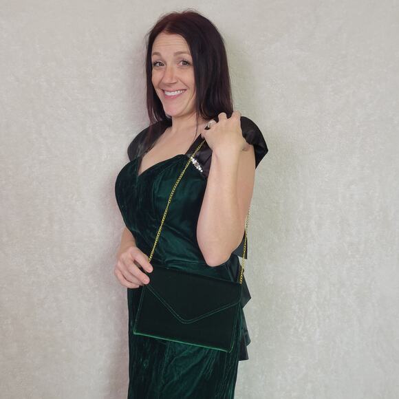 Vintage 80s Green Velvet Party Dress with Matching Clutch Purse - Picture 2 of 4